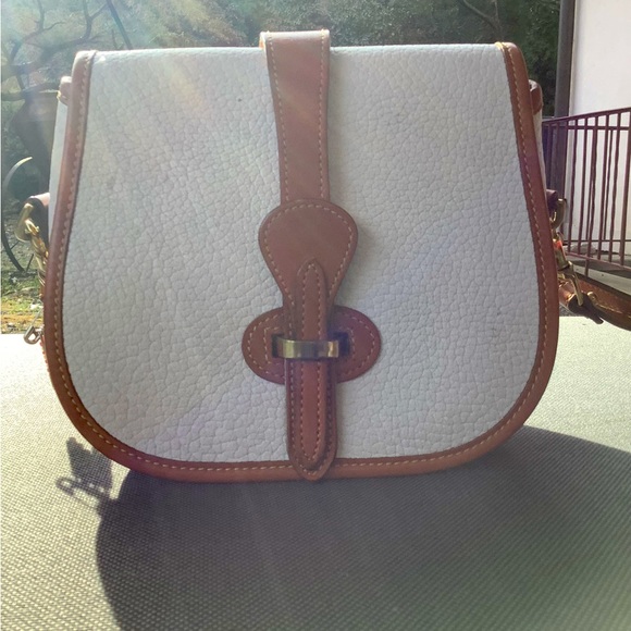 NWOT Dooney and Burke crossbody leather bag new without tags never used. - Picture 5 of 5